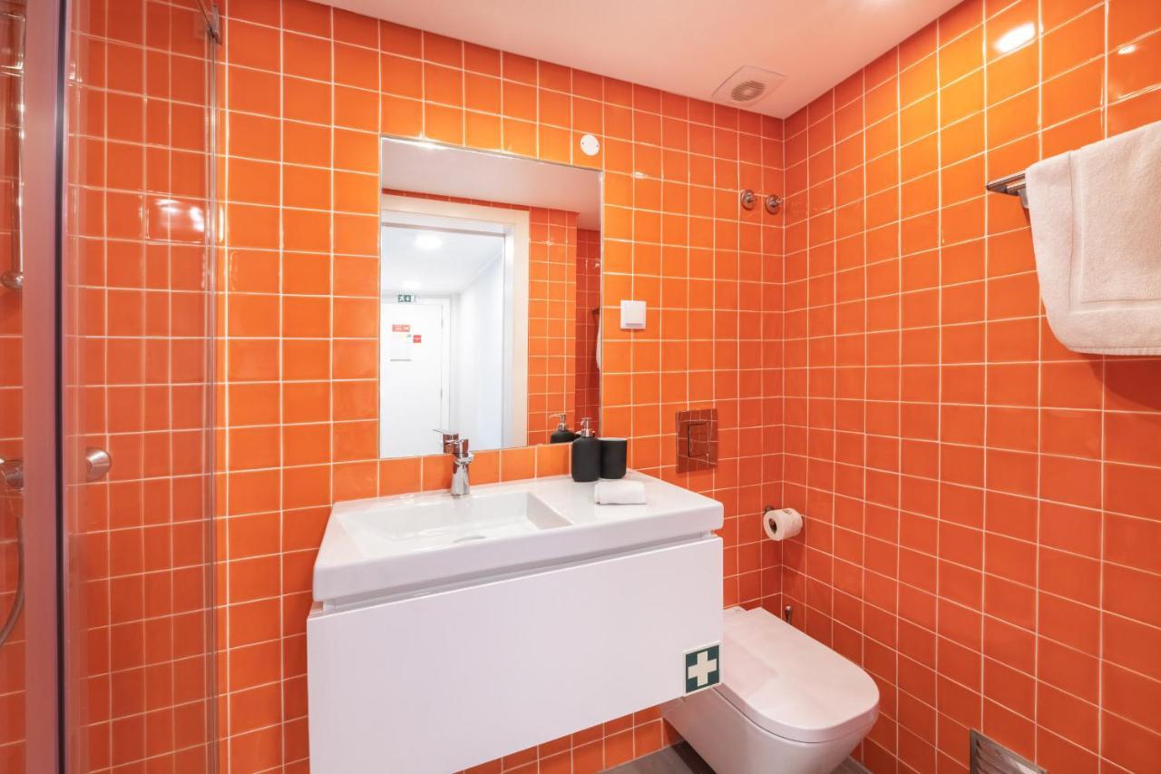 Olala Lisbon Oriente Suites C Exterior photo